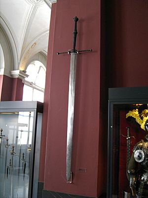 Dresden-Zwinger-Armoury-bi-handed-sword