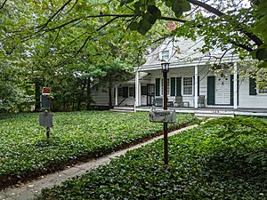 Front porch walkway 20210821 192953892
