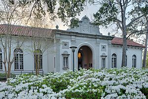Houston Public Library Heights