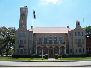 The Hendry County Courthouse at LaBelle in 2010.