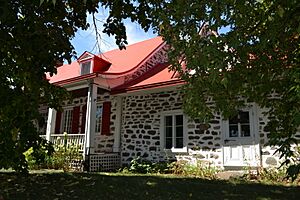 Maison Pierre-Rousselle 01