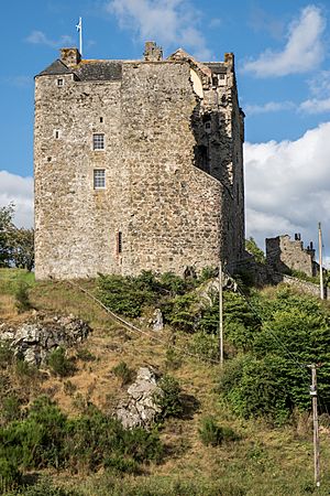 Neidpath Castle 2014 1