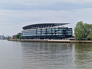 New stand at Fulham football ground (geograph 7526281)
