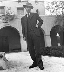 Oppenheimer at Caltech