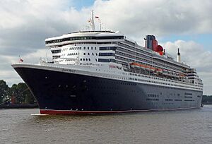 Queen Mary 2 IMO 9241061 P Hamburg 20-09-2023 (2).jpg