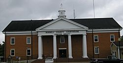 Russell County courthouse in Jamestown