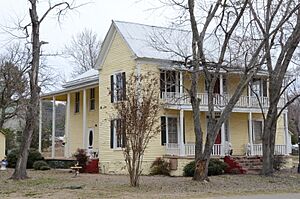 Taylor Hill Hotel
