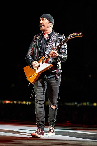 U2 in Melbourne (49094944907).jpg