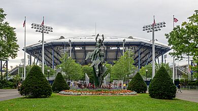 USTA Billie Jean King National Tennis Center (48613535076)