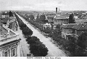 Viale Duca d'Aosta a Busto Arsizio negli anni 1940