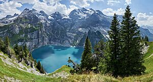 20190725 Oeschinensee-Panorama, Kandersteg (06540-42 stitch)