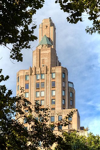 Art Deco Building on 1 Fifth Avenue from Washington Square Park 2019-09-29 23-14.jpg