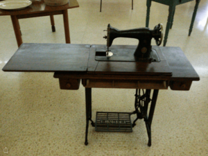 Early 20th-century Singer sewing machine in Malta