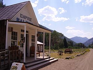 Empire Saloon, Custer
