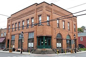 FirstNationBankGrahamBuilding2012