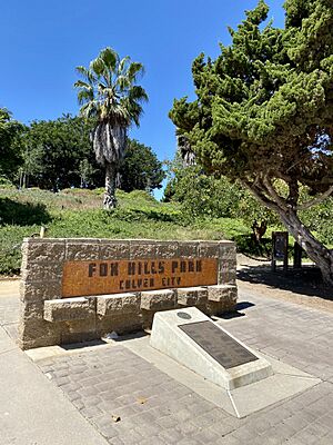 Fox Hills Park sign