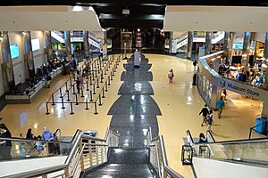 Interior view - Museum of Science and Industry (Chicago) - DSC06895