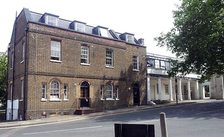 London, Woolwich Dockyard, gatehouse 3
