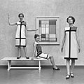 Mondriaanmode door Yves St Laurent (1966)