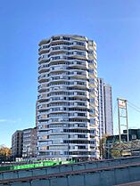 No.1 Croydon (NLA Tower) November 2023