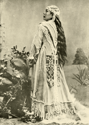 Oscharwausha, Rogue River Indian woman before 1911 (cropped)
