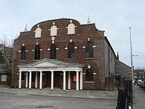 Poole, United Reformed Church - geograph.org.uk - 711033