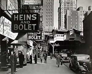 Radio Row-Berenice Abbott