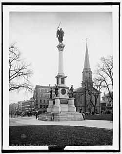 Soldiers' Monument, Worcester MA - LOC 4a12938a.jpg