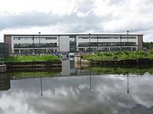 Southbank Marina - geograph.org.uk - 3036373.jpg