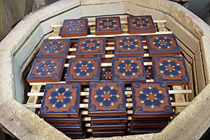 Stacking kiln for bulk firing of one pattern
