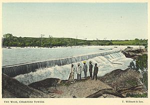 StateLibQld 1 258422 Charters Towers weir, 1904