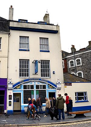 The Dolphin Hotel on The Barbican, Plymouth (geograph 4388524)