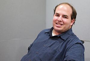 Brian Stelter (New York Times)