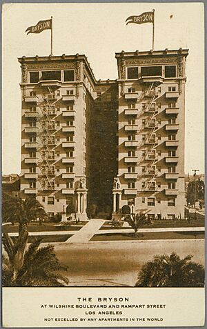 Bryson, at Wilshire Boulevard and Rampart Street, Los Angeles (pcard-print-pub-pc-57a)