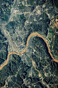 A NASA image of the Cincinnati metropolitan area, the Ohio River separates the states of Ohio and Kentucky