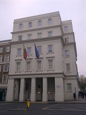 Embassy of Lithuania in London 1.jpg