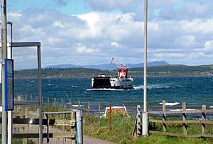 Gigha ferry coming in to Tayinloan
