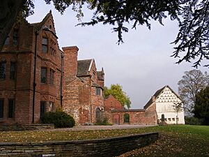 Haden Hall - geograph.org.uk - 1537844