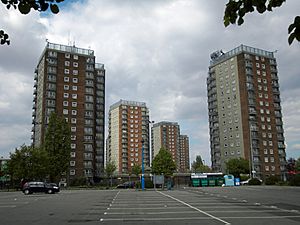 High Rise Flats, East Marsh, Grimsby (geograph 1857663)