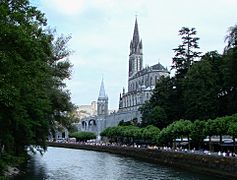 Lourdes with Sanctuaries, Castle and Gave de Pau