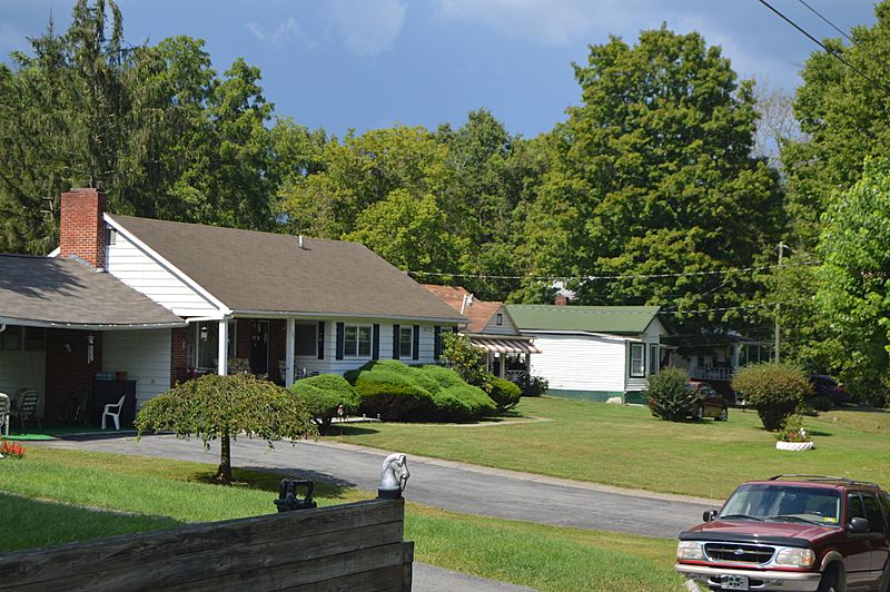 Maple Street HD, Lewisburg