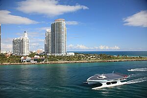 Planetsolar-miami-12
