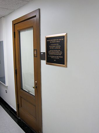 Room 405, George Herbert Jones Laboratory, The University of Chicago (7189830229).jpg