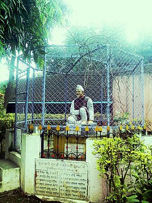 Sane-Guruji-Statue-Chinawal