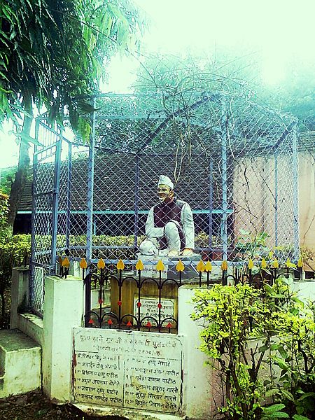 Sane-Guruji-Statue-Chinawal