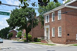Short west of Jefferson in Lexington