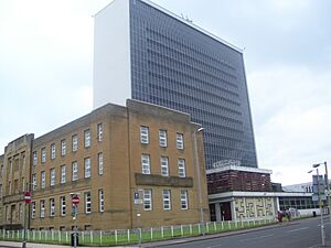 South Lanarkshire Council Headquarters - geograph.org.uk - 3080503