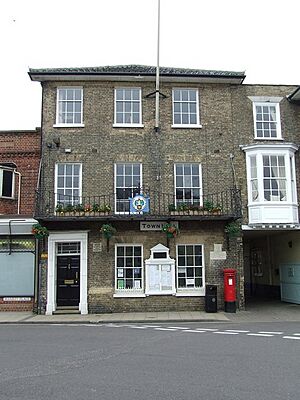 Southwold Town Hall - geograph.org.uk - 461899