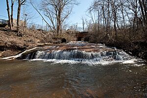 TintonFalls Falls1