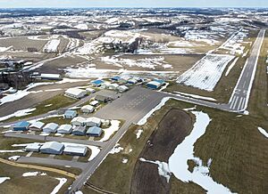 Viroqua airport 01